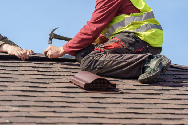 Best Commercial Roofing Services  in Saratoga, WY