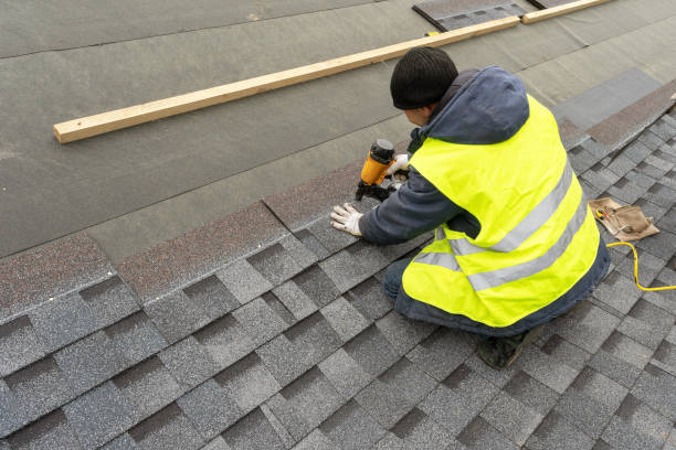 Best Storm Damage Roof Repair  in Saratoga, WY